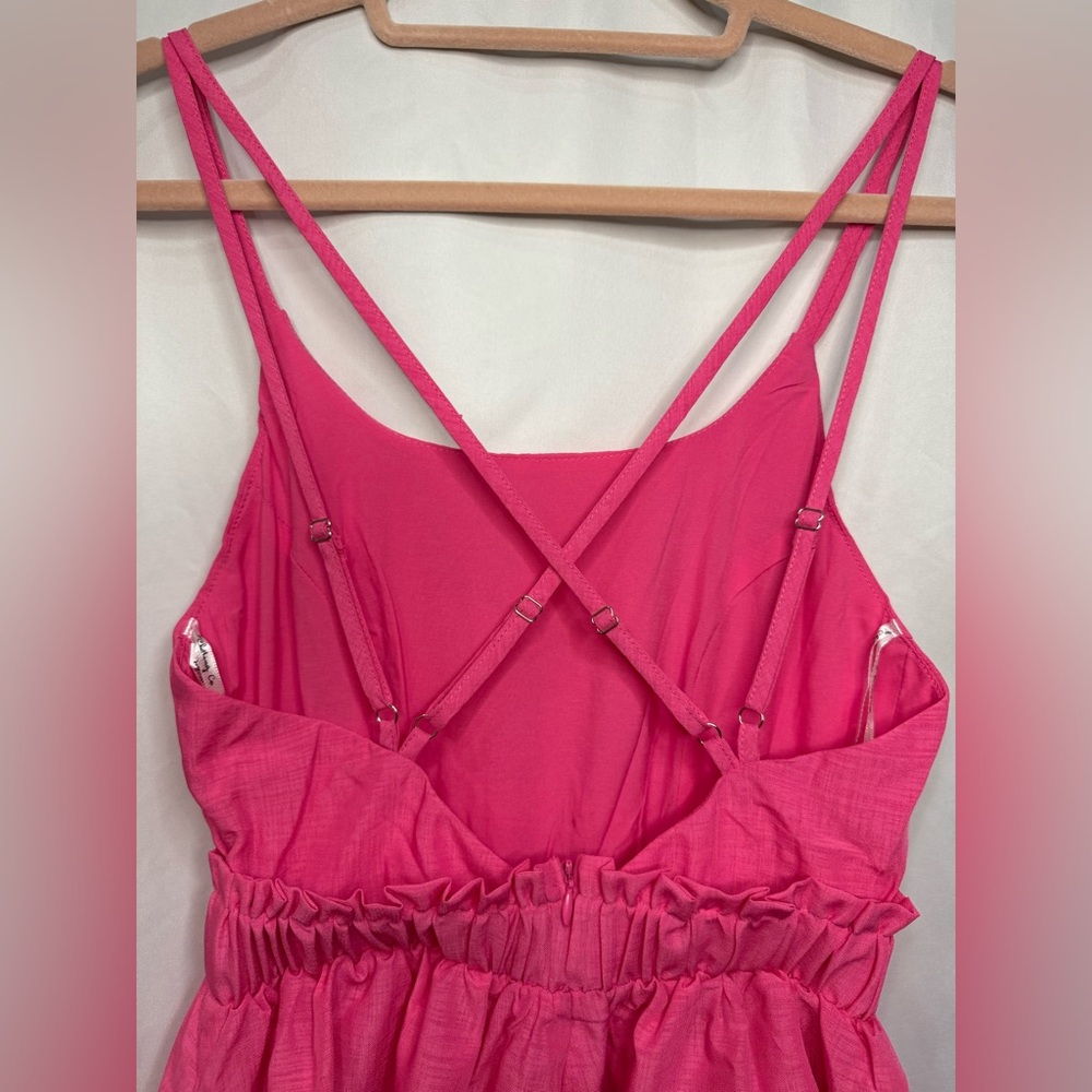 NWT The Clothing Company Pink
Two Piece Romper & Belt Set size Small - Picture 5 of 9